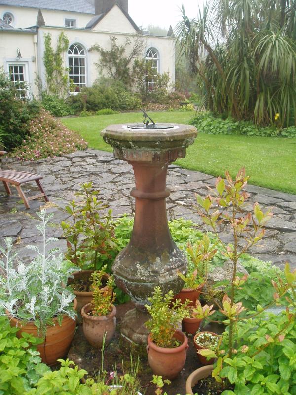 COLONSAY HOUSE