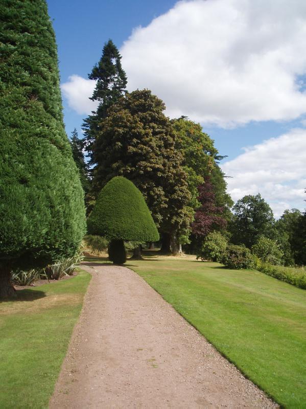 DRUMMOND CASTLE