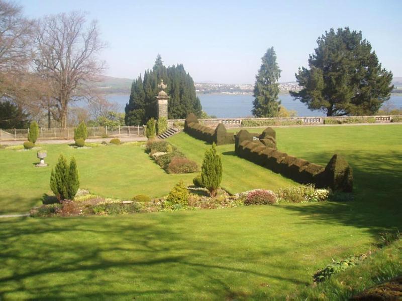 Finlaystone House