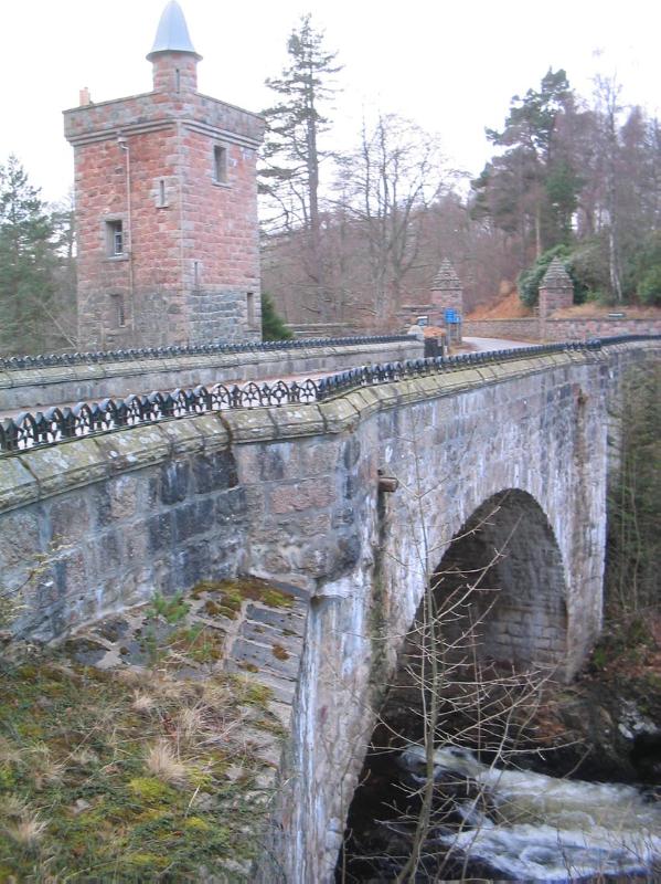 GLEN TANAR