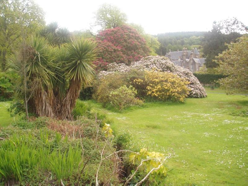KELBURN CASTLE