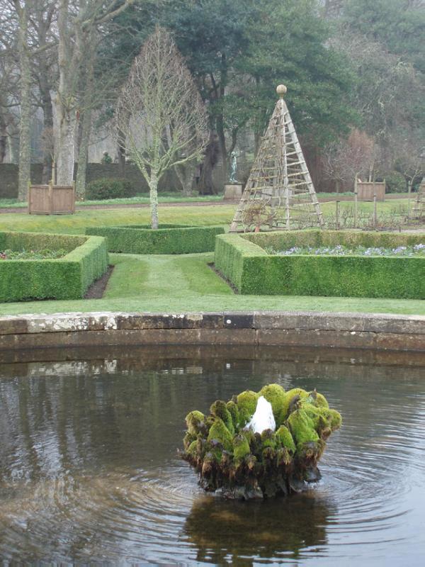 DUNROBIN CASTLE