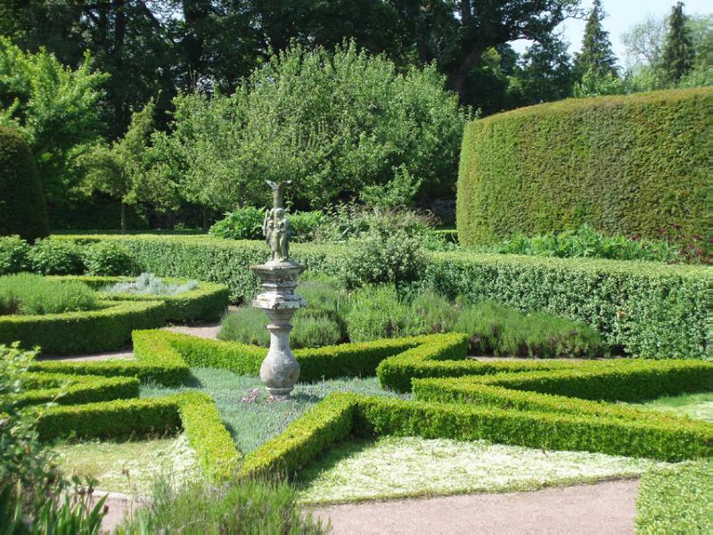 CAWDOR CASTLE