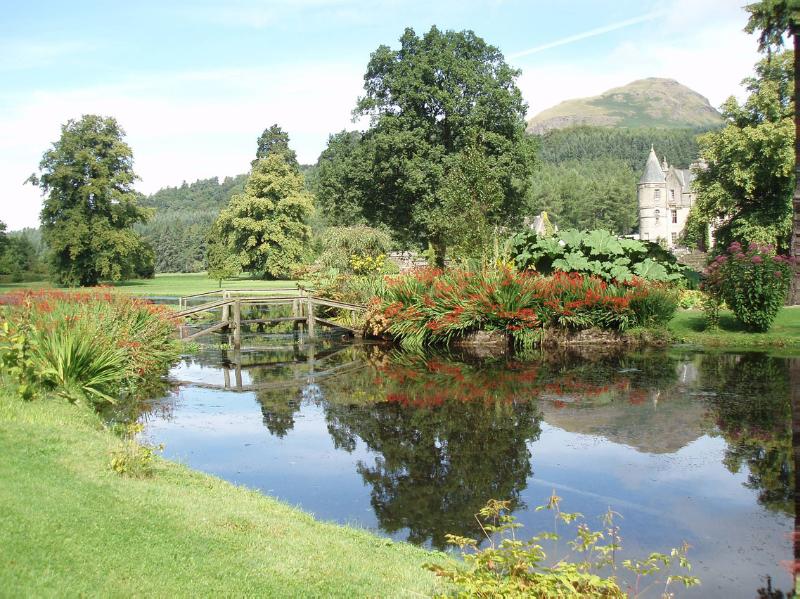 DUNTREATH CASTLE