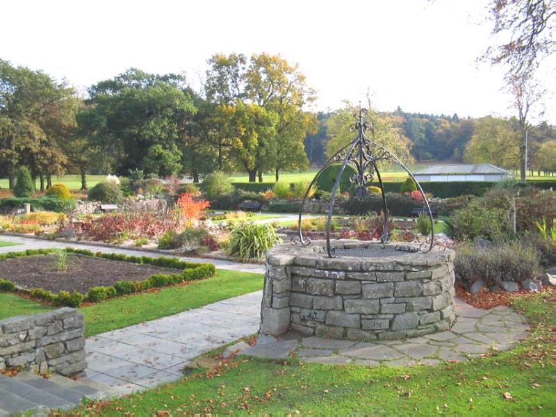 GRANT PARK AND CLUNY HILL